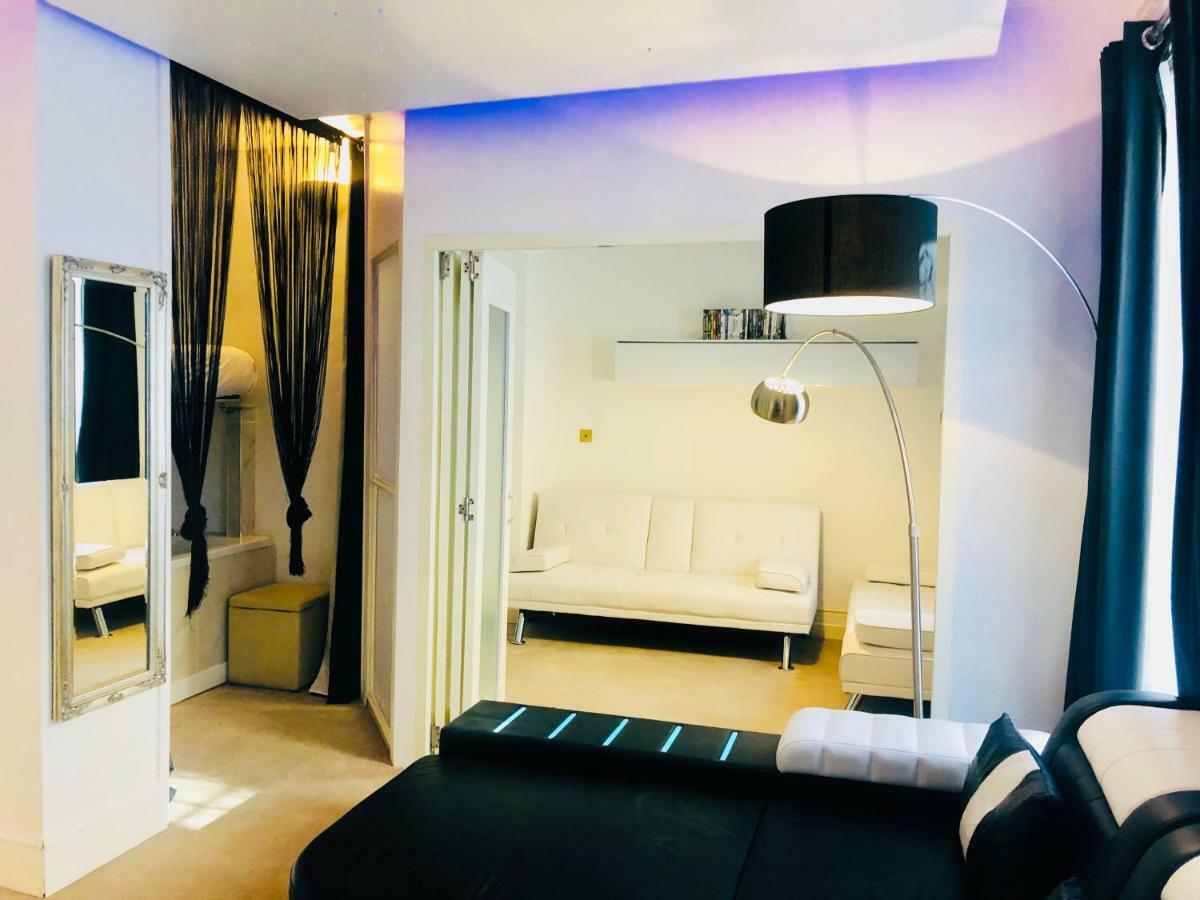 Piccadilly Circus Suites Londres Extérieur photo