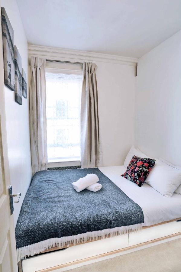 Piccadilly Circus Suites Londres Extérieur photo