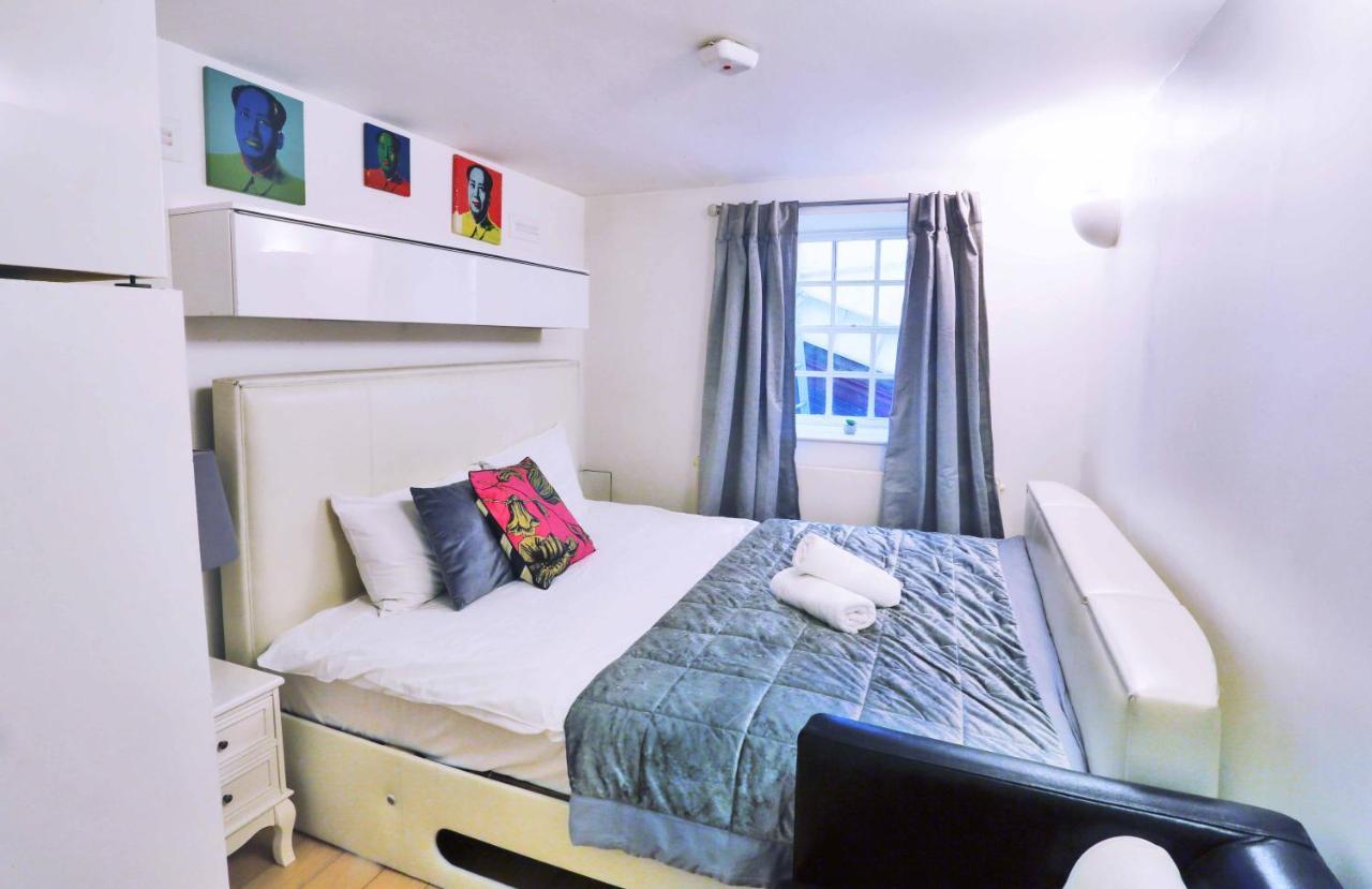 Piccadilly Circus Suites Londres Extérieur photo